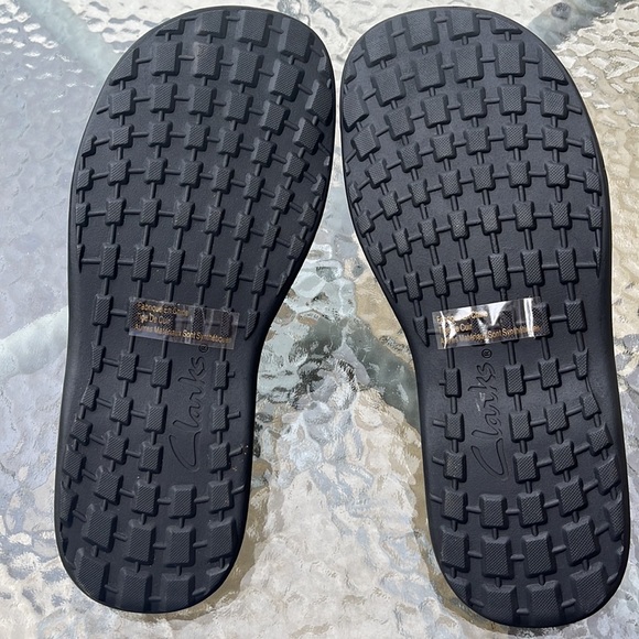 New Brown Clark’s Slip On Sandals Size 10m